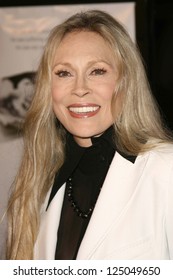 325 Faye dunaway Images, Stock Photos & Vectors | Shutterstock