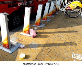 February 9, 2021, Kaohsiung, Taiwan: Next To The Rented Bicycles, There Are Piles Of Rubbish Littered By Users. There Is No Morality And Damage To The Environment. (Commonly Known As YouBike Or UBike)