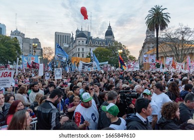 Federal Capital, Buenos Aires, Argentina - September 01, 2017: Mobilization Calling For Justice For The First Month Of Forced Disappearance Followed By Death Of Santiago Maldonado