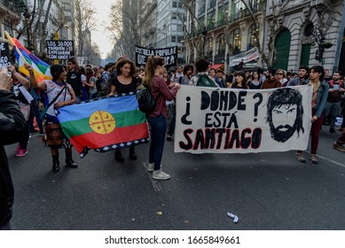 Federal Capital, Buenos Aires, Argentina - September 01, 2017: Mobilization Calling For Justice For The First Month Of Forced Disappearance Followed By Death Of Santiago Maldonado