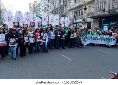 Federal Capital, Buenos Aires, Argentina - September 01, 2017: Mobilization Calling For Justice For The First Month Of Forced Disappearance Followed By Death Of Santiago Maldonado