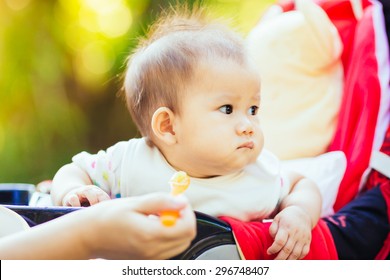 Feeding problems: a baby refusing to eat ,this is typical toddler behavior.