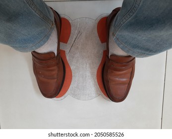 Tapak Kaki Images Stock Photos Vectors Shutterstock