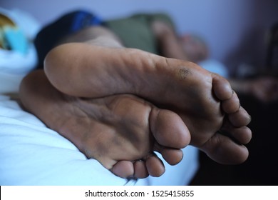 11,251 Toes in bed Images, Stock Photos & Vectors | Shutterstock