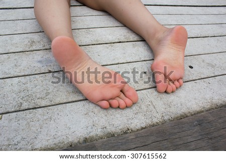 feets