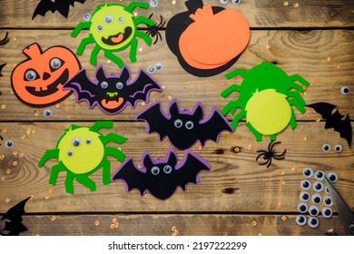 Felt Pumpkin, Spider And Bat For Halloween. How To Make A Decor For Congratulations And Fun On Halloween. Children's Art Project. Handmade Work.