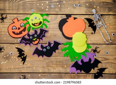 Felt Pumpkin, Spider And Bat For Halloween. How To Make A Decor For Congratulations And Fun On Halloween. Children's Art Project. Handmade Work.