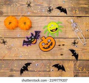 Felt Pumpkin, Spider And Bat For Halloween. How To Make A Decor For Congratulations And Fun On Halloween. Children's Art Project. Handmade Work.