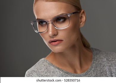 21,901 Optical glasses models Images, Stock Photos & Vectors | Shutterstock