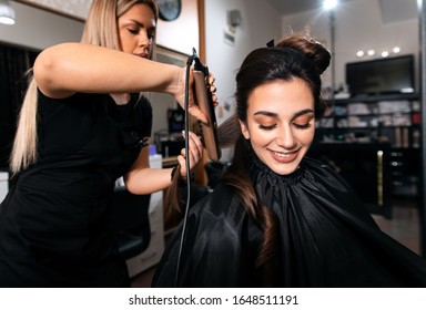 1,555 Busy Hair Salon Images, Stock Photos & Vectors 