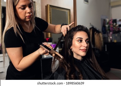 2,631 Busy salon Images, Stock Photos & Vectors | Shutterstock