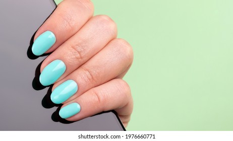 Mint Green Nails Images Stock Photos Vectors Shutterstock