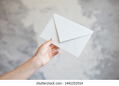 3,262 Woman hand giving envelope Images, Stock Photos & Vectors ...