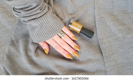 nails manicure bottle hand
