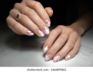 Female hands and beautiful nail polish  Nail art manicure  Abstract design 