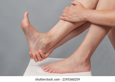 Foot hold. Здоровая стопа. Здоровые ноги.