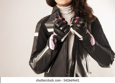 woman motorcycle outfit