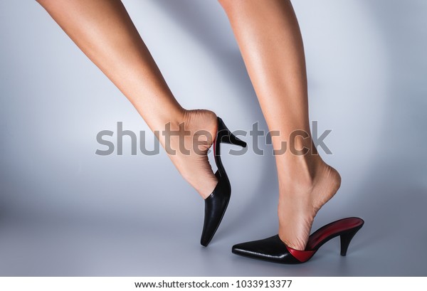 shoes for slim feet