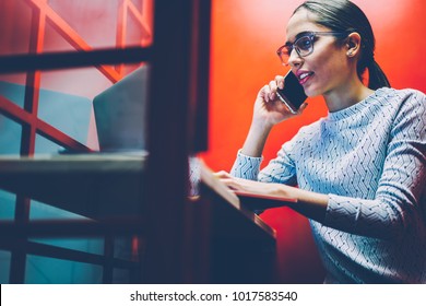 947 Office phone booth Images, Stock Photos & Vectors | Shutterstock