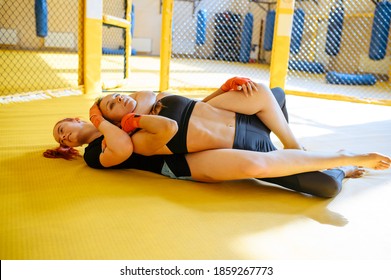 Female MMA Fighter Performs Painful Choke Hold