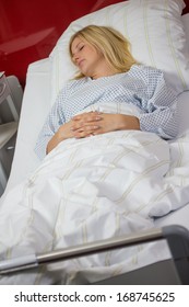 Female Patient Hospital Bed Stock Photo 168745640 | Shutterstock