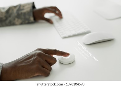 Female Soldier Login With Fingerprint ID Army Technology