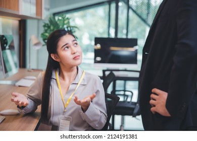 Female staff having argument disagreement or negotiate with manager, Job fire or working conflict concept