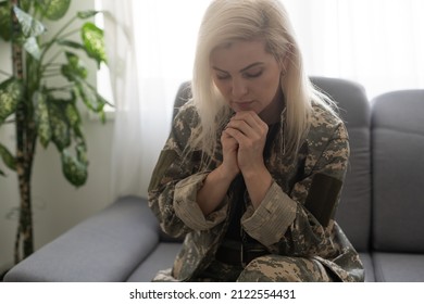 Female US Army Soldier, Military Woman.