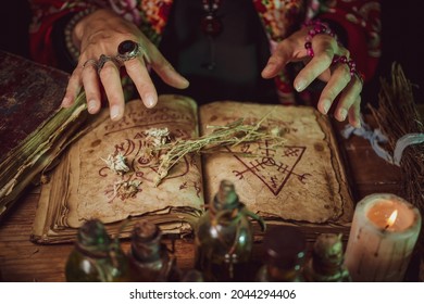 1,475 Making potion Images, Stock Photos & Vectors | Shutterstock