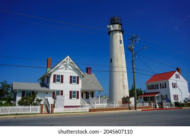 Fenwick Island, DE, USA – September 19, 2021: The Fenwick Island Lighthouse Is In Delaware At The Maryland And Delaware Border Along The Atlantic Coast.