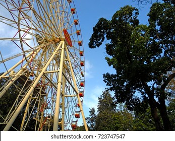  Ferris wheel            