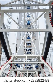 Ferris wheel, technical, metal structures