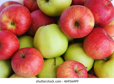 Few Red And Green Apples