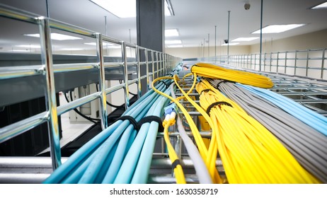 10,781 Fiber Optic Cable Data Center Images, Stock Photos & Vectors ...