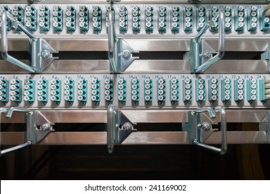 Fiber optic distributor in a datacenter