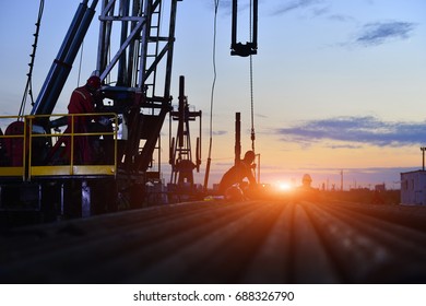 Field Oil Workers Work Stock Photo (Edit Now) 688326790 | Shutterstock