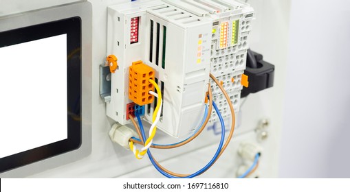  fieldbus coupler is for use for a small data width in the process image to digital process data. ; digital engineering background