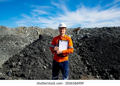 FIFO Worker In The Natural Resources Sector