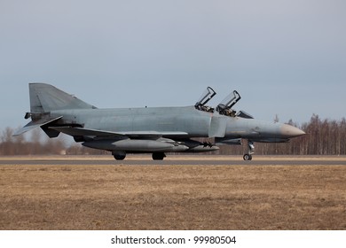 fighter jet