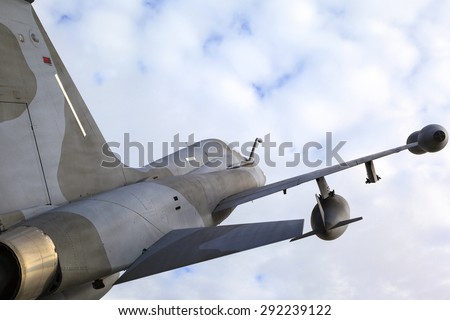 Fighter jet