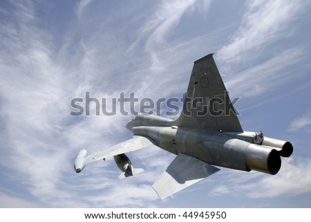 Fighter jet