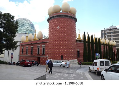 Figueres, Spain - May 15, 2015: The Building Of Dalí Theatre And Museum From Outside. It Is The Main Attraction For Many Tourists In Figueres.