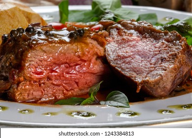 Filet Mignon Red Wine Sauce