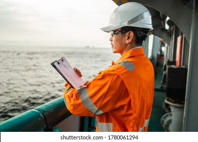 5,448 Ship Crew Work Images, Stock Photos & Vectors 