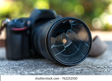 14,861 Broken camera Images, Stock Photos & Vectors | Shutterstock