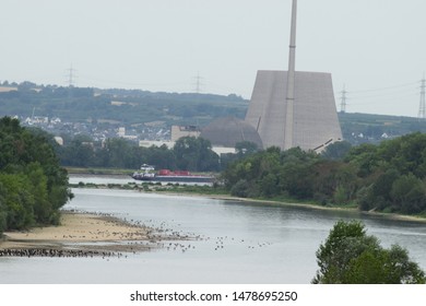 The Final Collapse Of The Nuclear Plant Mülheim-Kärlich