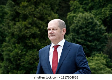 699 Olaf Scholz Stock Photos, Images & Photography | Shutterstock