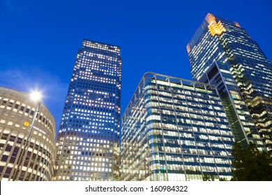 Financial Corporate Building Skyscrapers In The Canary Wharf, City Of London 