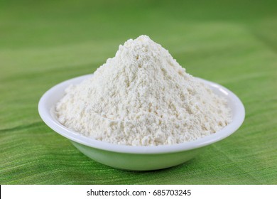 Finely Milled Refined Wheat Flour (maida) In A White Bawl