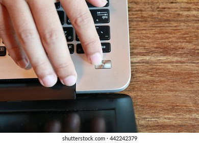 Finger Press Shut Down Button , Laptop Energy Savings